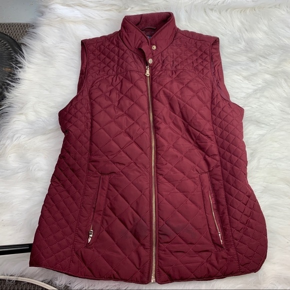 Francescas Burgundy Quilted Full Zip Vest - Picture 2 of 6